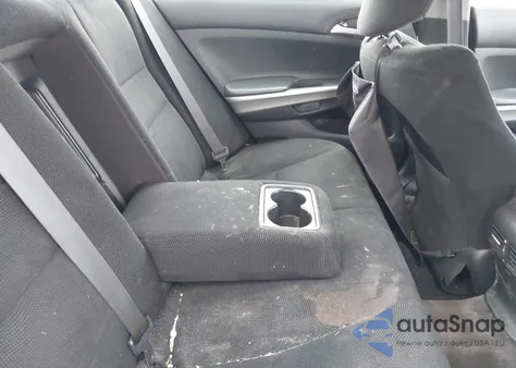 2010 Honda Accord 2.4 Ex из США, поврежденный, VIN 1HGCP2F71AA022871